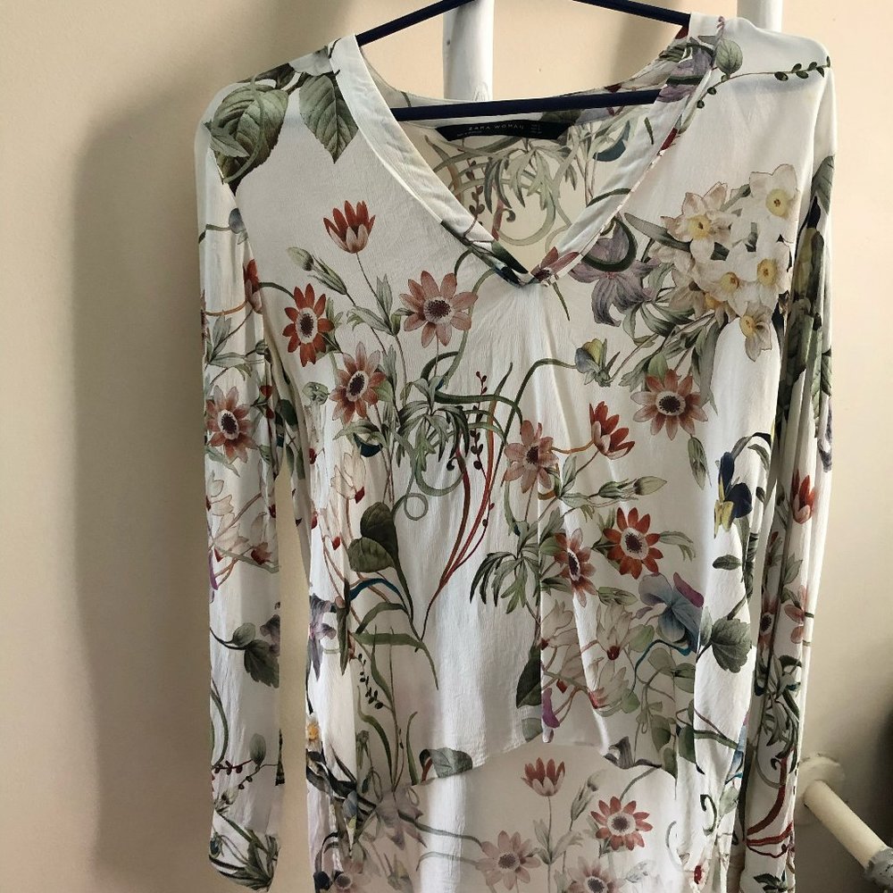 Floral Zara top